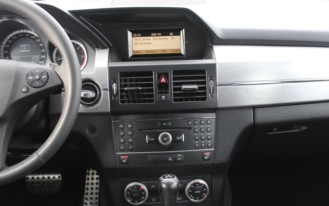 Mercedes-Benz GLK cena 57900 przebieg: 260435, rok produkcji 2012 z Dębno małe 562